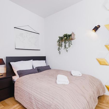 Studio Apartment Daszynskiego Cracow By Noclegi Renters Krakow Luaran gambar