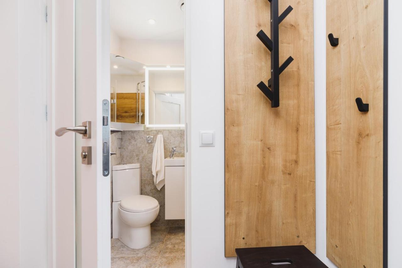 Studio Apartment Daszynskiego Cracow By Noclegi Renters Krakow Luaran gambar