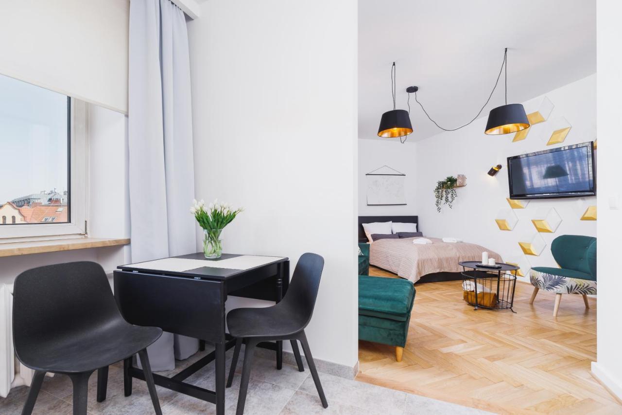 Studio Apartment Daszynskiego Cracow By Noclegi Renters Krakow Luaran gambar