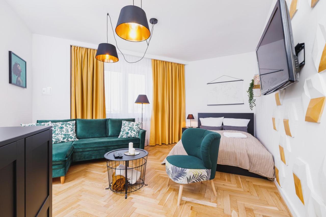 Studio Apartment Daszynskiego Cracow By Noclegi Renters Krakow Luaran gambar