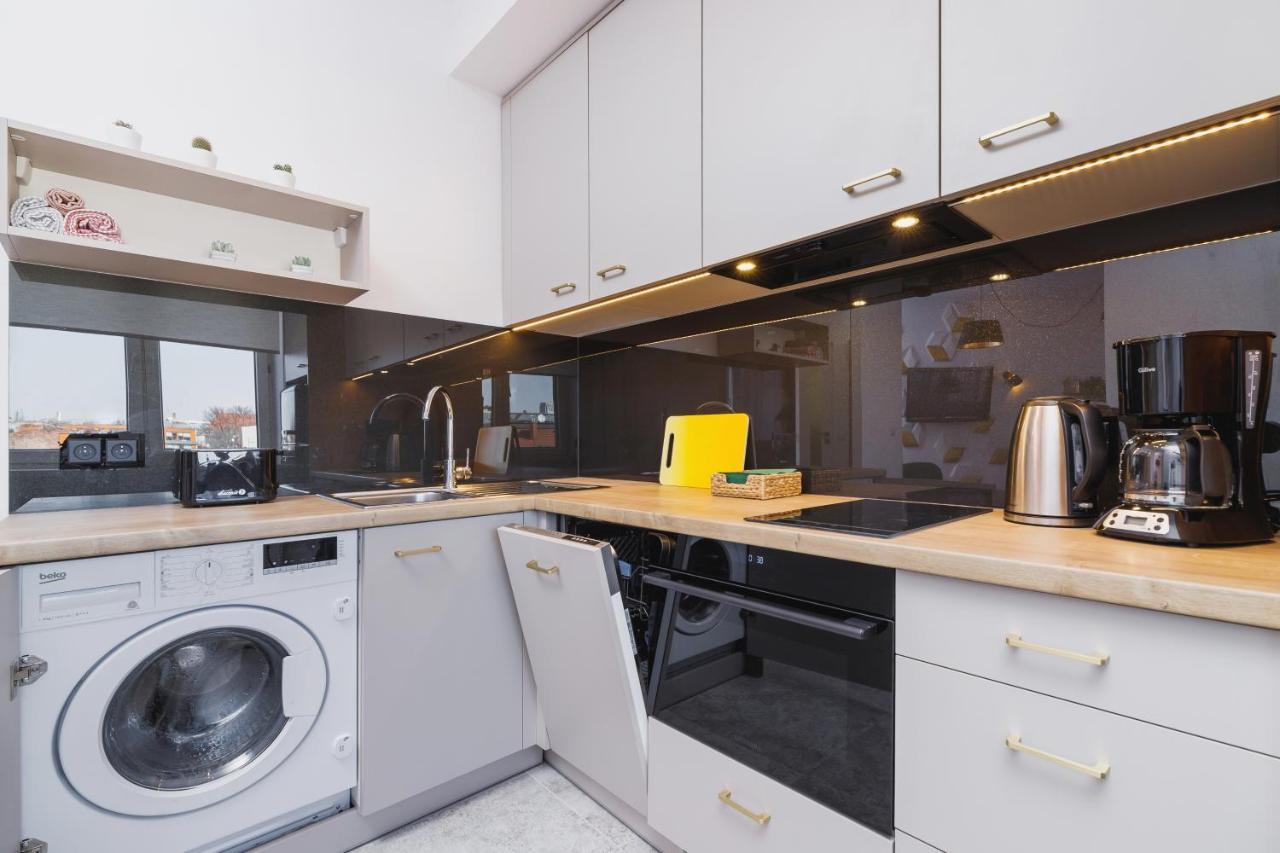 Studio Apartment Daszynskiego Cracow By Noclegi Renters Krakow Luaran gambar