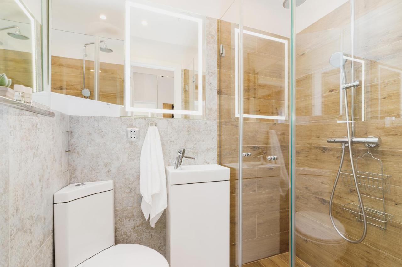 Studio Apartment Daszynskiego Cracow By Noclegi Renters Krakow Luaran gambar